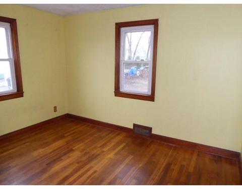 5 Arcade St, Chicopee, MA 01020 photo 13