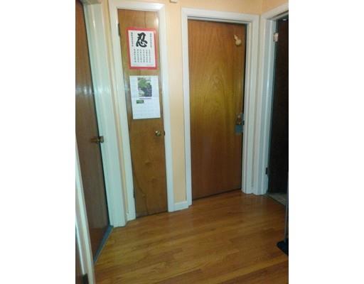 99 Gilman St, Springfield, MA 01118 photo 5