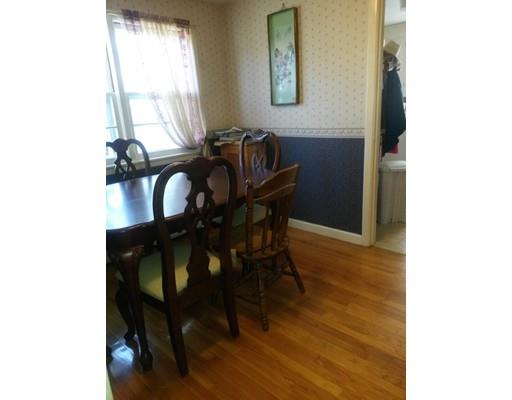 99 Gilman St, Springfield, MA 01118 photo 9