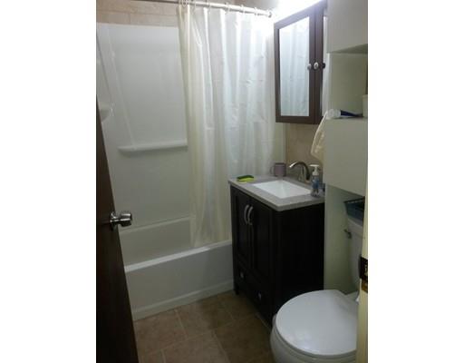 99 Gilman St, Springfield, MA 01118 photo 6