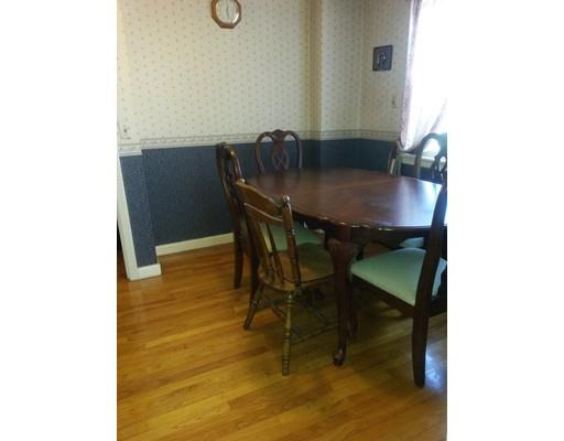 99 Gilman St, Springfield, MA 01118 photo 4