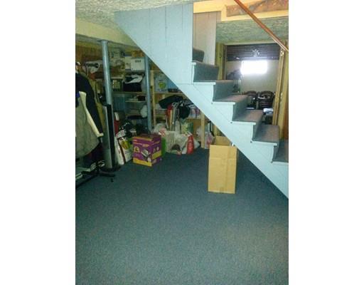 99 Gilman St, Springfield, MA 01118 photo 14
