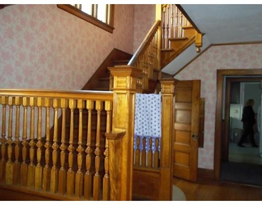 2 Einhorn Rd, Worcester, MA 01609 photo 3