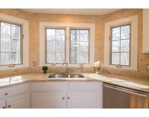 37 Ward St, Hingham, MA 02043 photo 9