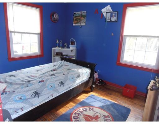 33 Arden St, Springfield, MA 01118 photo 5