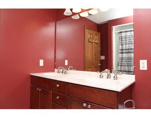 35 Cold Spring Dr, Uxbridge, MA 01569 photo 17