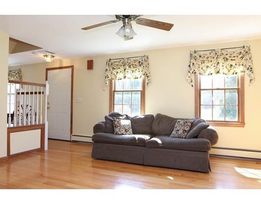 35 Cold Spring Dr, Uxbridge, MA 01569 photo 7