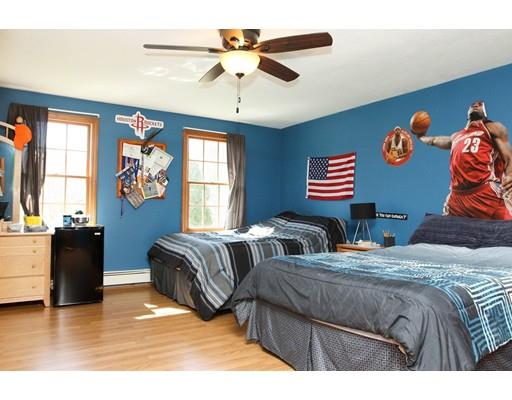35 Cold Spring Dr, Uxbridge, MA 01569 photo 15