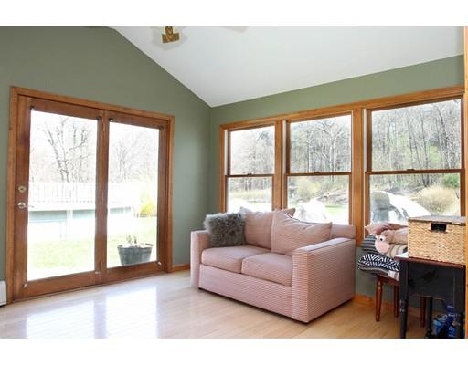 35 Cold Spring Dr, Uxbridge, MA 01569 photo 12