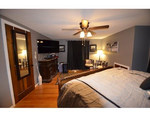 92 Tulsa St, Springfield, MA 01118 photo 12