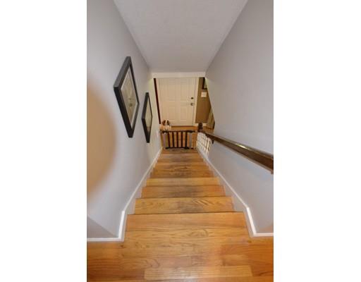 92 Tulsa St, Springfield, MA 01118 photo 14
