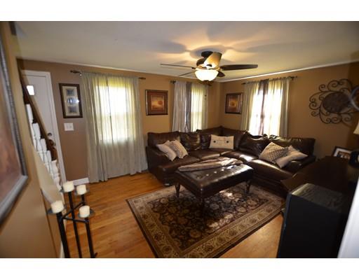 92 Tulsa St, Springfield, MA 01118 photo 6