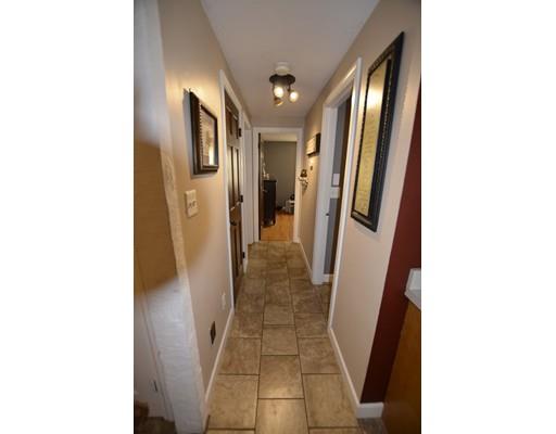 92 Tulsa St, Springfield, MA 01118 photo 15