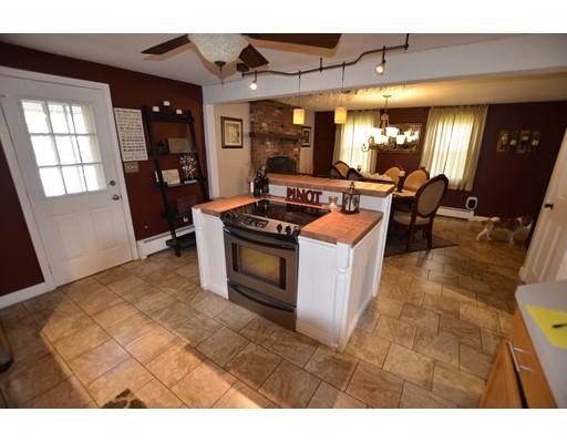 92 Tulsa St, Springfield, MA 01118 photo 19