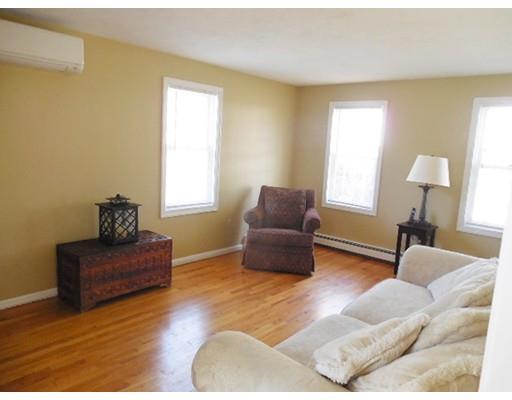1087 Sutton St, Northbridge, MA 01534 photo 9