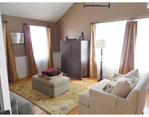 1087 Sutton St, Northbridge, MA 01534 photo 4