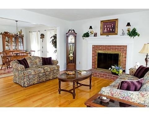 45 Front St, Clinton, MA 01510 photo 7
