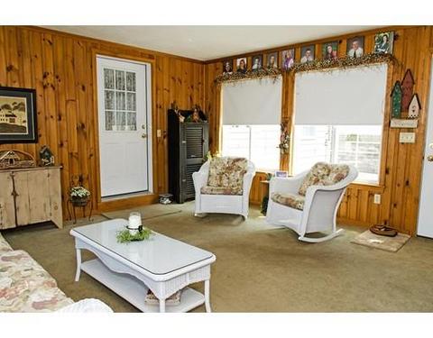 45 Front St, Clinton, MA 01510 photo 4
