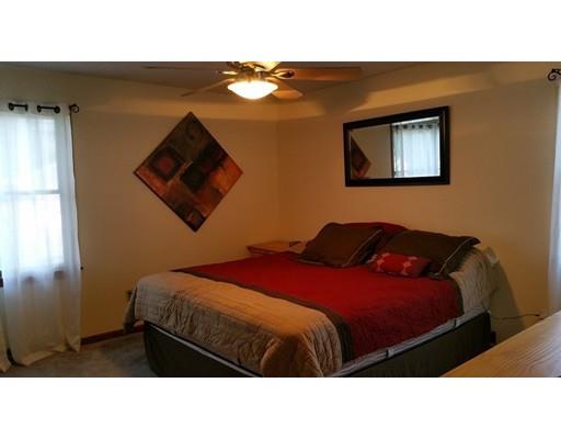 81 Geneva St, Springfield, MA 01151 photo 8