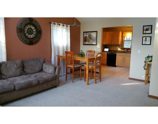 81 Geneva St, Springfield, MA 01151 photo 4