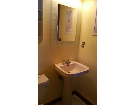 81 Geneva St, Springfield, MA 01151 photo 11