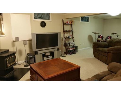 81 Geneva St, Springfield, MA 01151 photo 13