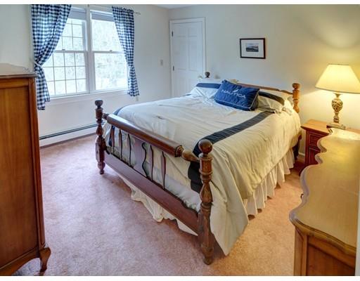 8 Sadler Rd, Upton, MA 01568 photo 22