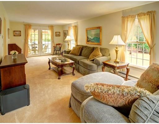 8 Sadler Rd, Upton, MA 01568 photo 3