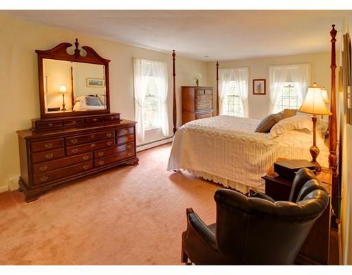 8 Sadler Rd, Upton, MA 01568 photo 17