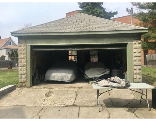 33 Lewis St, Everett, MA 02149 photo 3