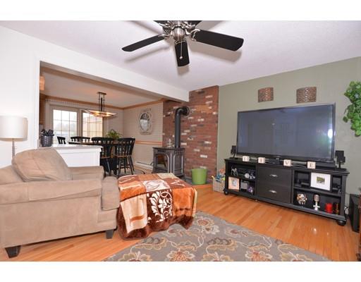 6 Michael Ln, Dudley, MA 01571 photo 4