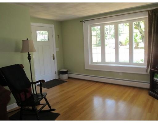 16 Devonshire Dr, Wilbraham, MA 01095 photo 6