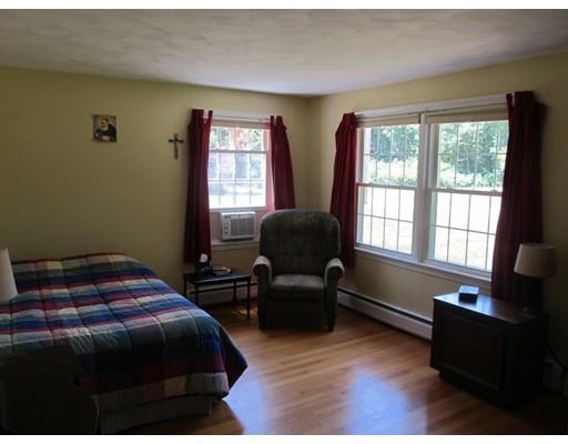 16 Devonshire Dr, Wilbraham, MA 01095 photo 12