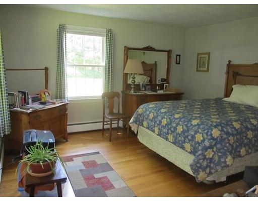 16 Devonshire Dr, Wilbraham, MA 01095 photo 10