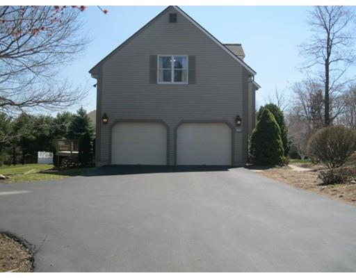 45 Whisper Dr, Worcester, MA 01609 photo 3