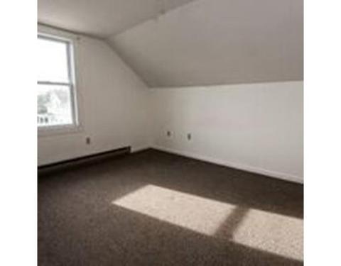 36 Everett Ave, Webster, MA 01570 photo 8