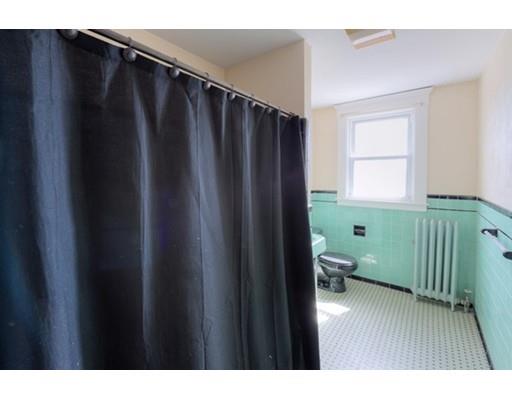 824 Pleasant St, Worcester, MA 01602 photo 21