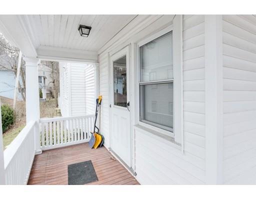 824 Pleasant St, Worcester, MA 01602 photo 4