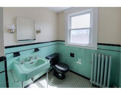 824 Pleasant St, Worcester, MA 01602 photo 20
