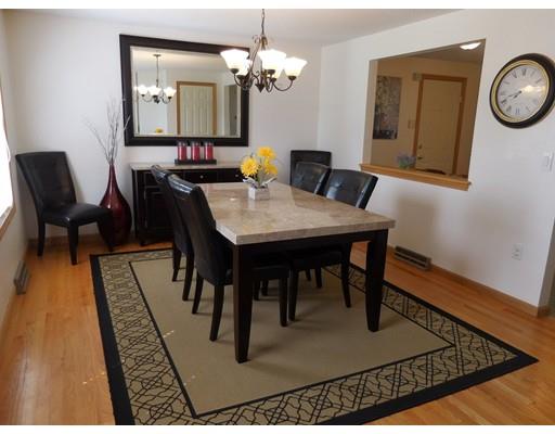 76 Pheasant Dr, Springfield, MA 01119 photo 5