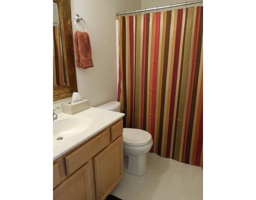 76 Pheasant Dr, Springfield, MA 01119 photo 9