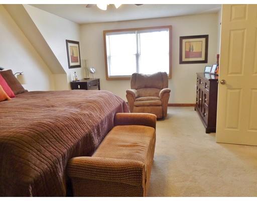 76 Pheasant Dr, Springfield, MA 01119 photo 16