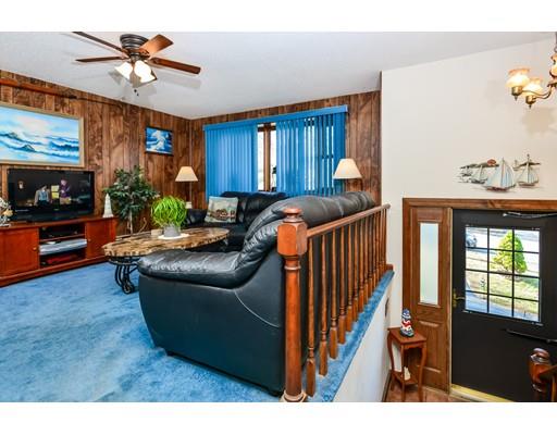 202 Birch St, Fall River, MA 02724 photo 4
