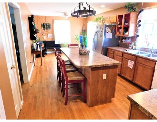 29 Ferris St, Springfield, MA 01151 photo 3