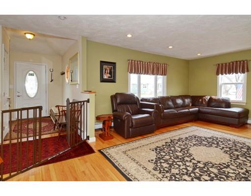 5 Hood Rd, Danvers, MA 01923 photo 3