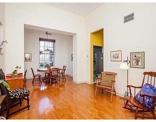 60 Glen Rd #111, Brookline, MA 02445 photo 11