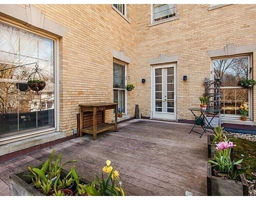 60 Glen Rd #111, Brookline, MA 02445 photo 8