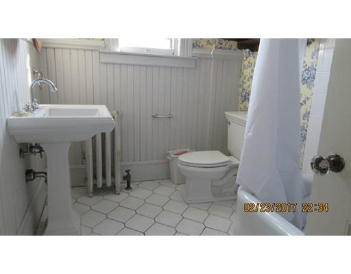 43 Maplewood Ter, Springfield, MA 01108 photo 2