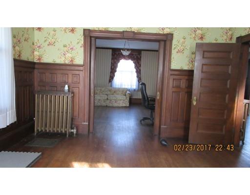 43 Maplewood Ter, Springfield, MA 01108 photo 7