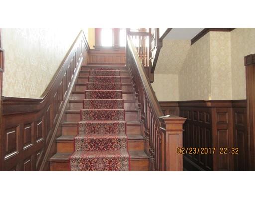 43 Maplewood Ter, Springfield, MA 01108 photo 5